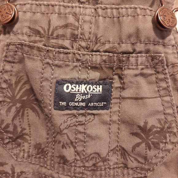 OshKosh B'Gosh 6M Bib Overall Shorts gray Dinosaurs/Palm Trees snap bottom - Picture 2 of 8